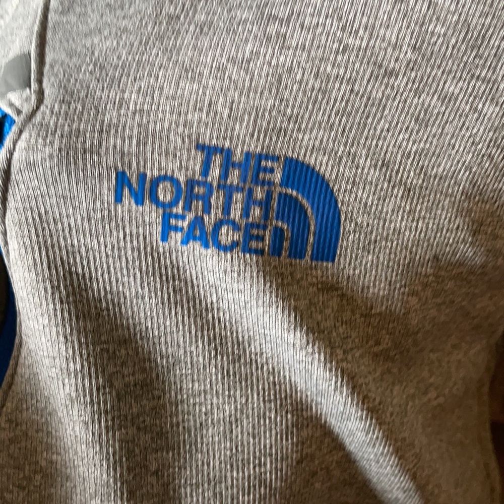 The North Face Pull over